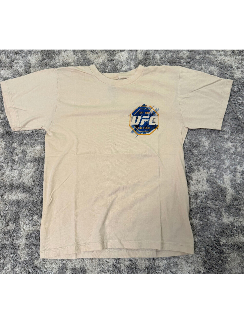UFC Youth Boys Beige Short Sleeve Graphic T-Shirt Sz S Vegas